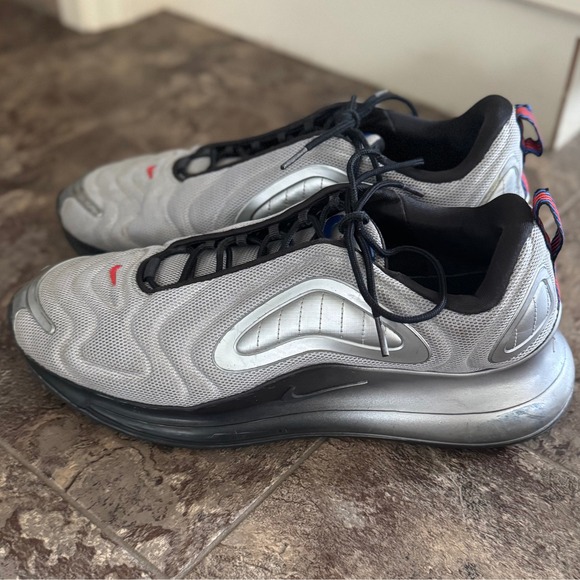 Nike Other - Nike Air Max 720 GS Metallic Silver Sneakers AQ3196-012 Men's Size 13